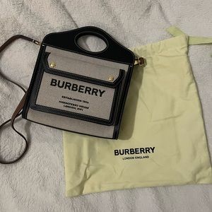 Burberry Logo Printed Tote Bag. Black & grey Canvas